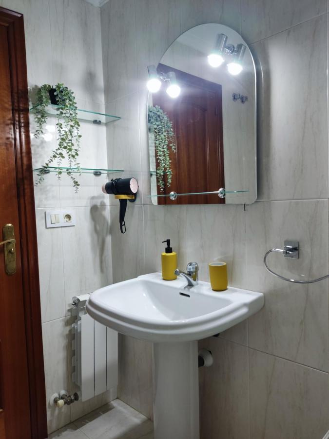 Parking Gratis, Centrico Y Acogedor Apartment Vigo Luaran gambar